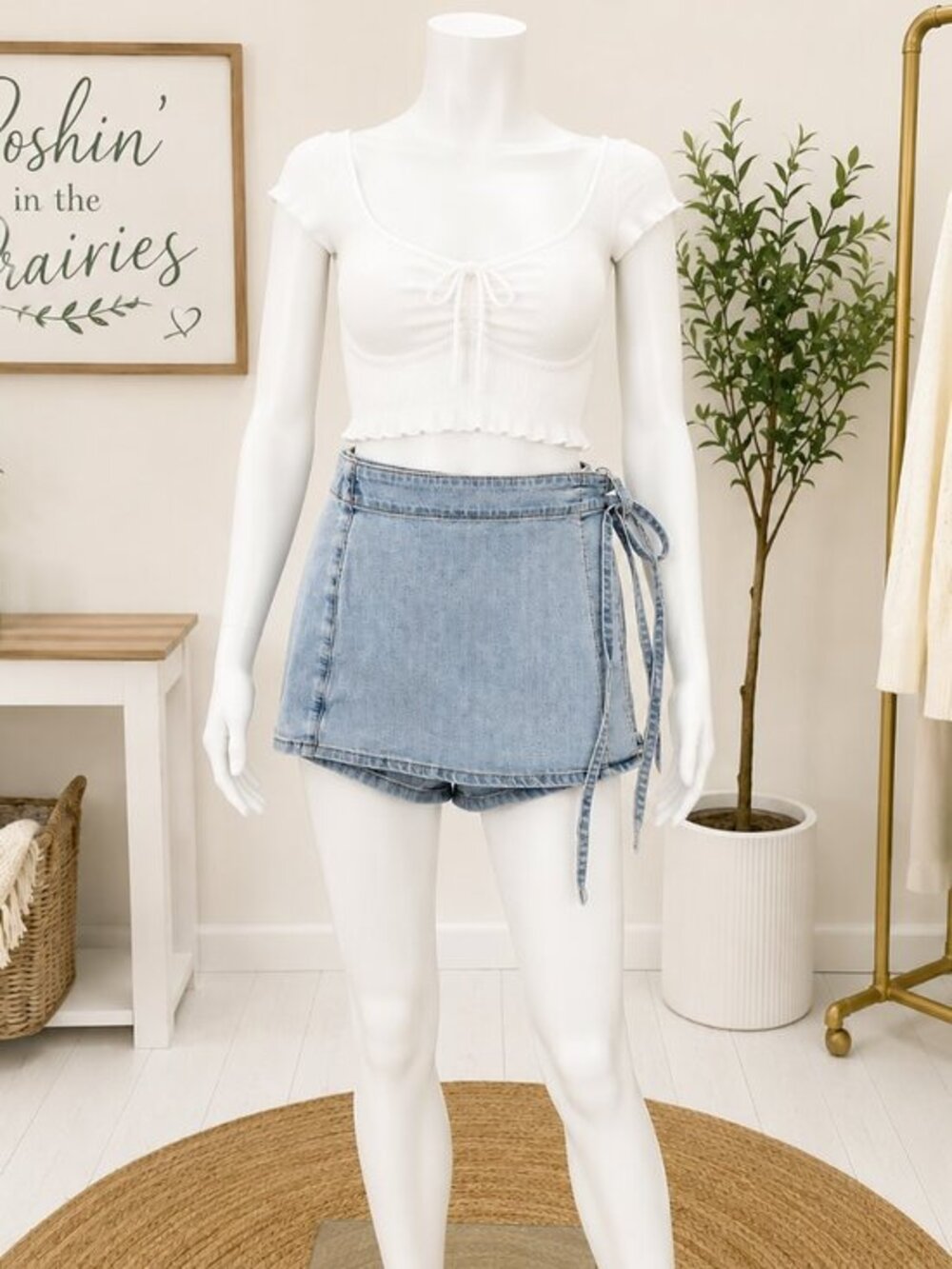 4 for $25 💙 Celebrity Pink Denim Skort Size M 💙